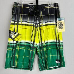 Quiksilver Men’s 30 Cypher Wonderland Board Shorts Stretch Cargo Plaid